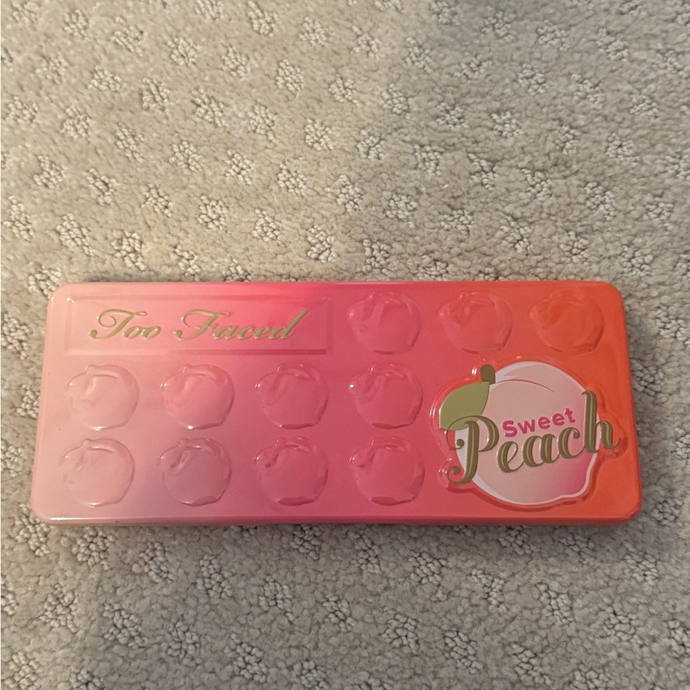 Too Faced Sweet Peach Eyeshadow Palette - Pink and Orange